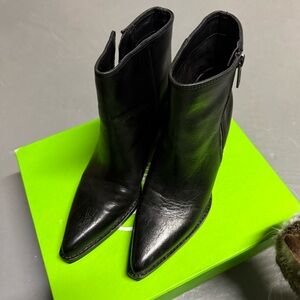 Sam Edelman Jane Ankle Boot